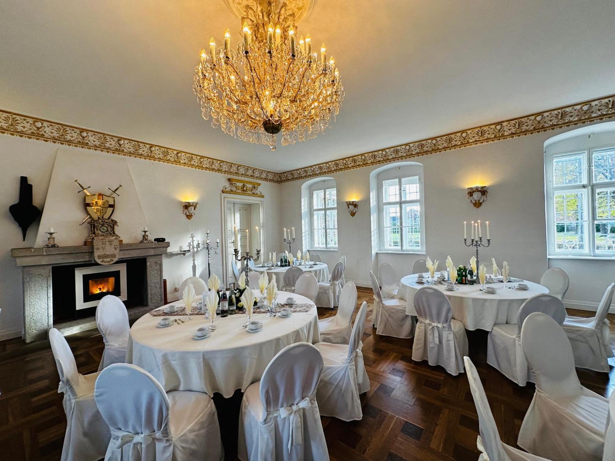 Hotel Garni Schloss Grochwitz Herzberg  Dış mekan fotoğraf